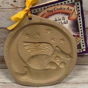 Brown Bag Cookie Company Kitten Moon Mold NWT